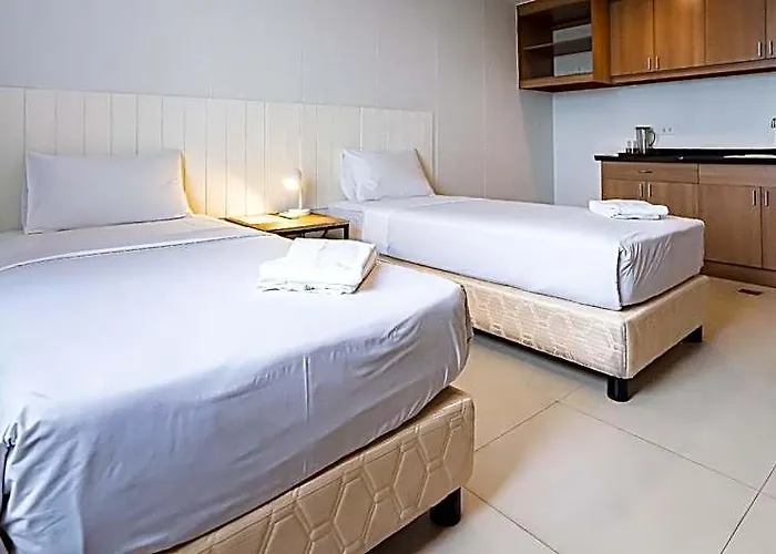 Amina Plaza And Residences فندق مانيلا